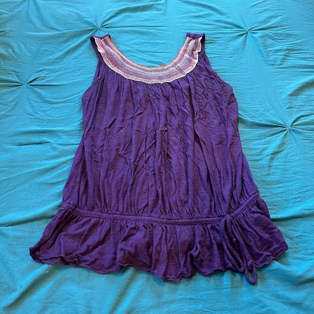 DAYTRIP blousy tank with neckline texture and waist cinch - SM
